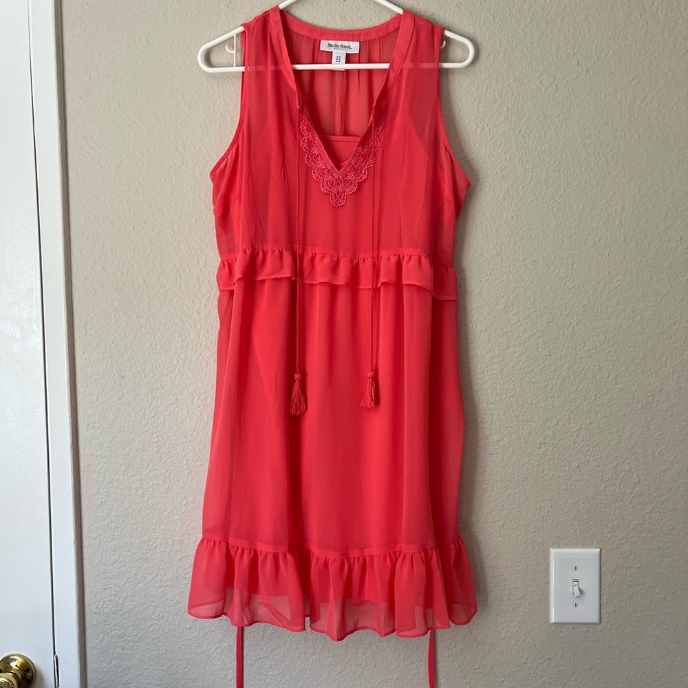 Motherhood Maternity Dress Pink Size Medium Women’s Flowy Layered Ruffle